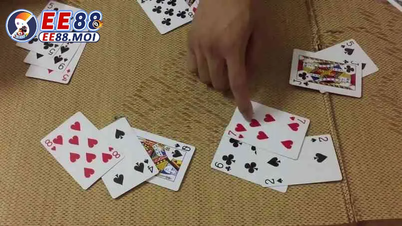 CÁCH TỐ BÀI LIÊNG EE88: CHIẾN THUẬT TỬ THẦN CHO NGƯỜI CHƠI 3 Cách Tố Bài Liêng EE88 Hiệu Quả Nhất